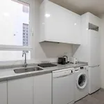4 Bedrooms 2 Bathrooms Furnished - Salamanca - Bright - Mintystay